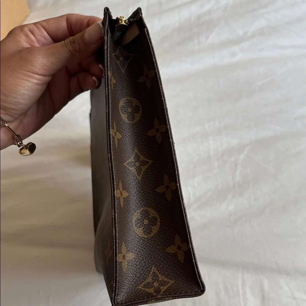 Louis Vuitton pochette - Picture 6 of 17